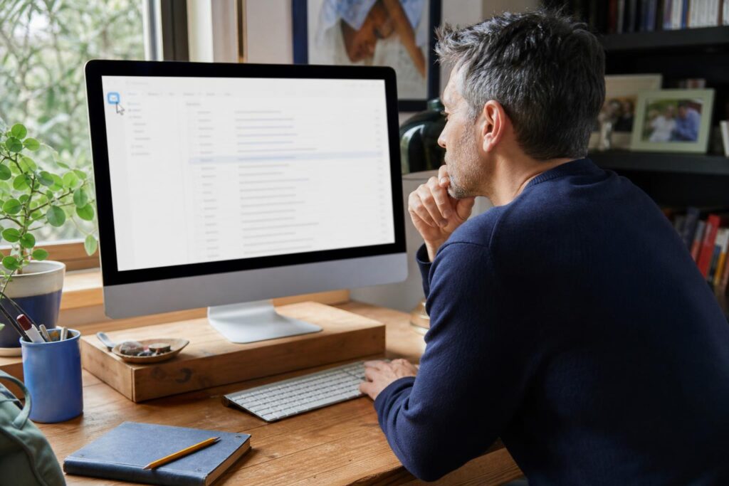 A Tiny Reset Before Opening Your Inbox